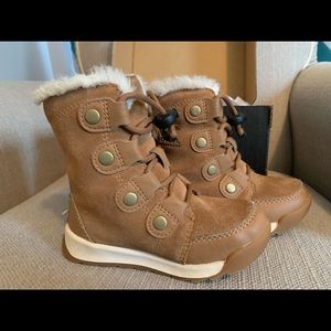 Sorel childrens whitney II suede boots - waterproof